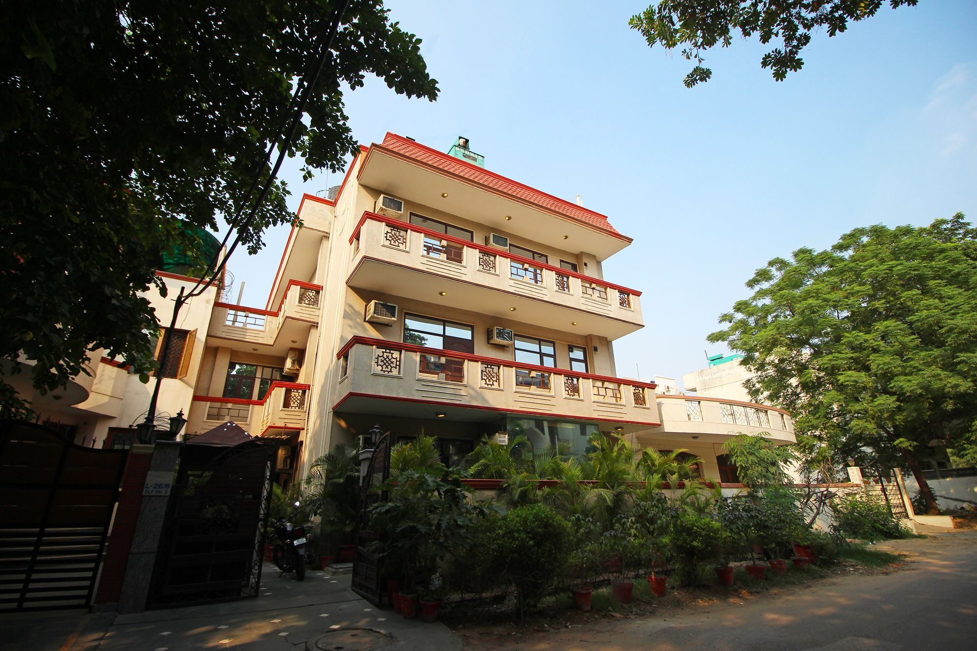 Oyo 6589 Shubhdeep Aashiyana Hotel Gurgaon Bagian luar foto